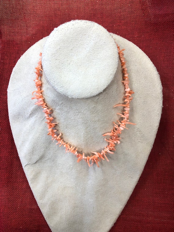 Peachy Orange Natural Branch Coral Necklace - Vint