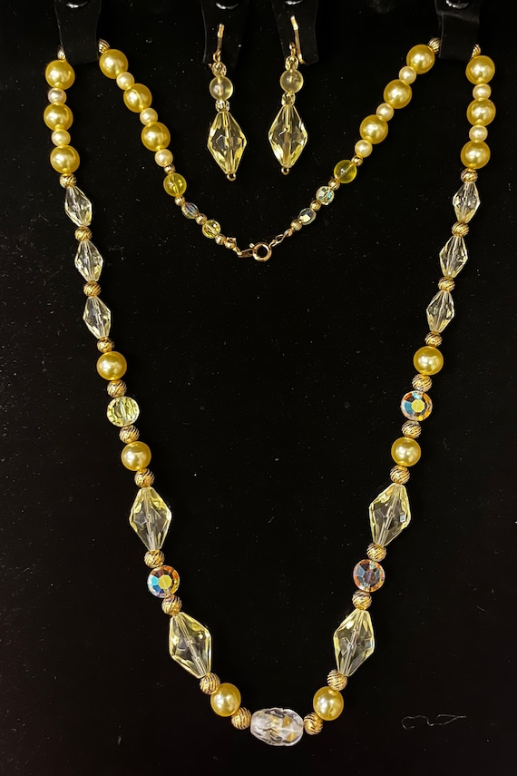 Sun Yellow Hand Blown Chrystal Beads with Gold Spa