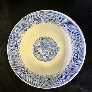 Blue Willow Serving Bowl - Vintage 8.5&quot; Vegetable Bowl Blue Willow