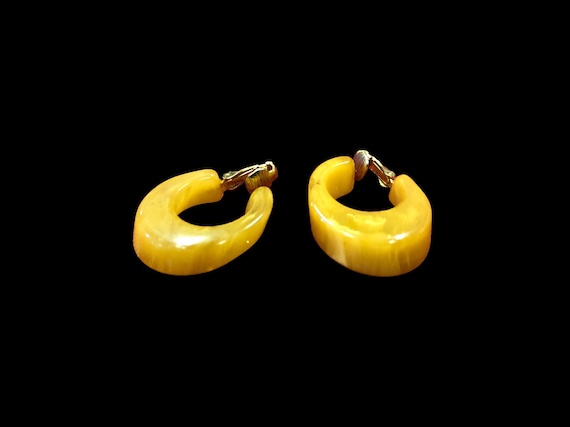 Marble Yellow Bakelite Earrings - Vintage - image 1