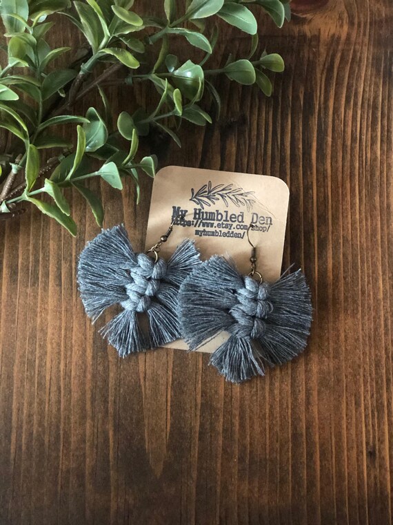 Boho Earrings/feather Earrings/feather/earrings/bohemian/macramé