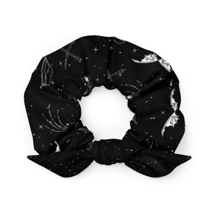 A Court of Thorns and Roses Series, ACOTAR, Sarah J Maas, Officially Licensed Scrunchie
