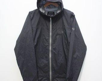 The mountain hardwear super light plasmic top
