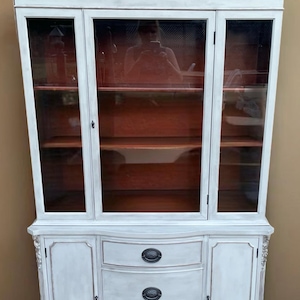 SOLD**Do Not Purchase** Vintage Hepplewhite Hutch China Cabinet