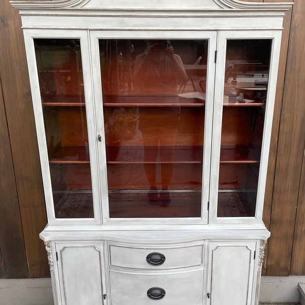 SOLD**Do Not Purchase** Vintage Hepplewhite Hutch China Cabinet