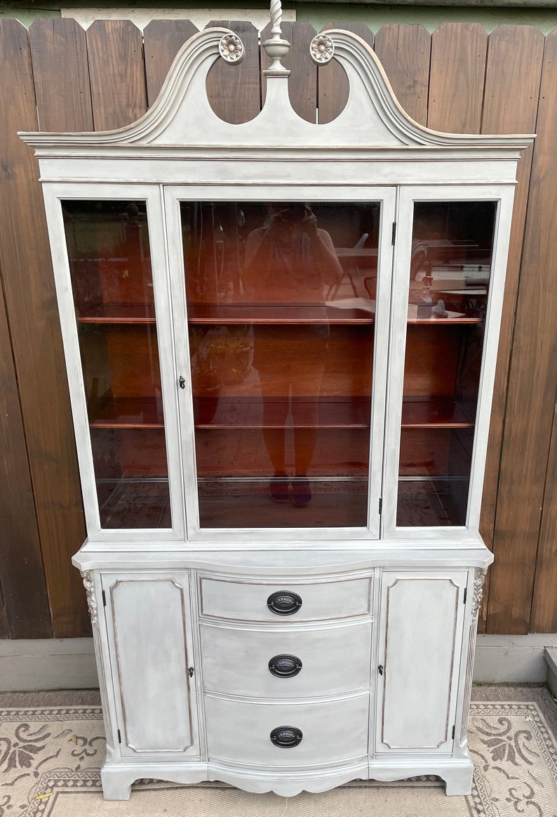 SOLDDo Not Purchase Vintage Hepplewhite Hutch China Cabinet image 1