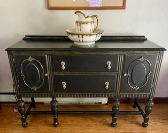 VENDIDO***Buffet jacobeo vintage