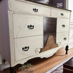 Verkauft! Nicht kaufen. Vintage Jacobean Depression Era Kommode Eingangsbereich Konsolen Bauernhaus Shabby Chic Buffet