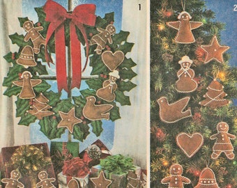 Christmas Transfer Pattern for Wreath, Stockings, Gingerbread Ornaments to Make with Felt - Simplicity 9648 UNCUT Vintage 1980