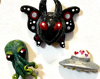 Cryptid Mothman Cthulu UFO 3 piece magnet set