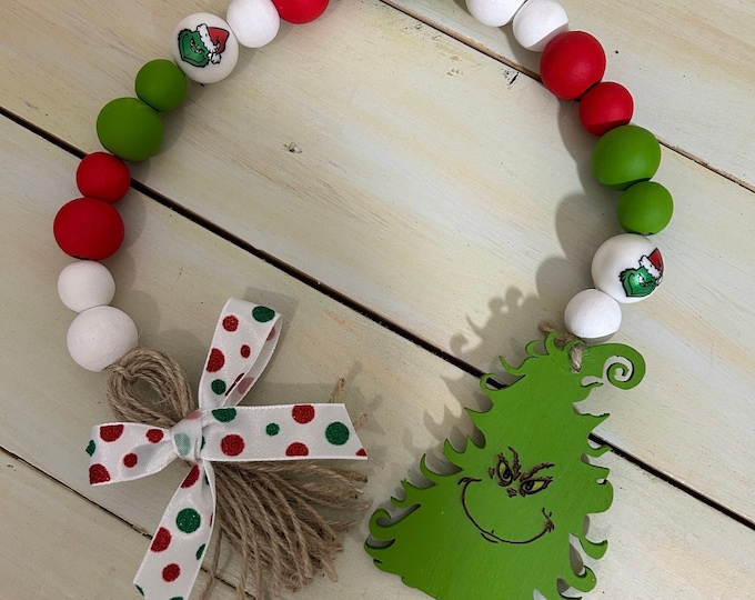 Grinch Themed Garland, Grinch Swags, Grinch Wreaths, Green Monster