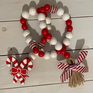 Christmas Decor, Wood Beaded Garland, Home Decor, Christmas Gift, Gift for her, Ornament, Gifts for, Ornaments, Christmas, Gift, Decor,