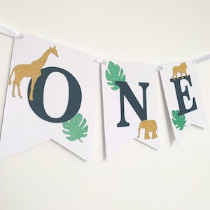 Personalised Jungle/ Safari Banner / Safari party / Wild one theme / Safari Bunting / Safari decor / Safari decorations