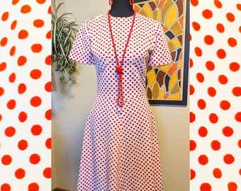 Vintage 1970s Red Polka Dot Print White Polyester Knit A-line Fit and Flare Short Sleeve Dress