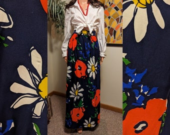 Vintage 1970s Daisy & Poppy Abstract Floral Flower Power Print Navy Knit Maxi Skirt