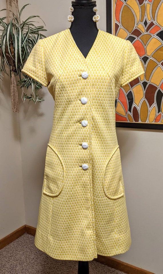 Vintage 1960s "Georgia Bullock" Yellow & White Do… - image 2