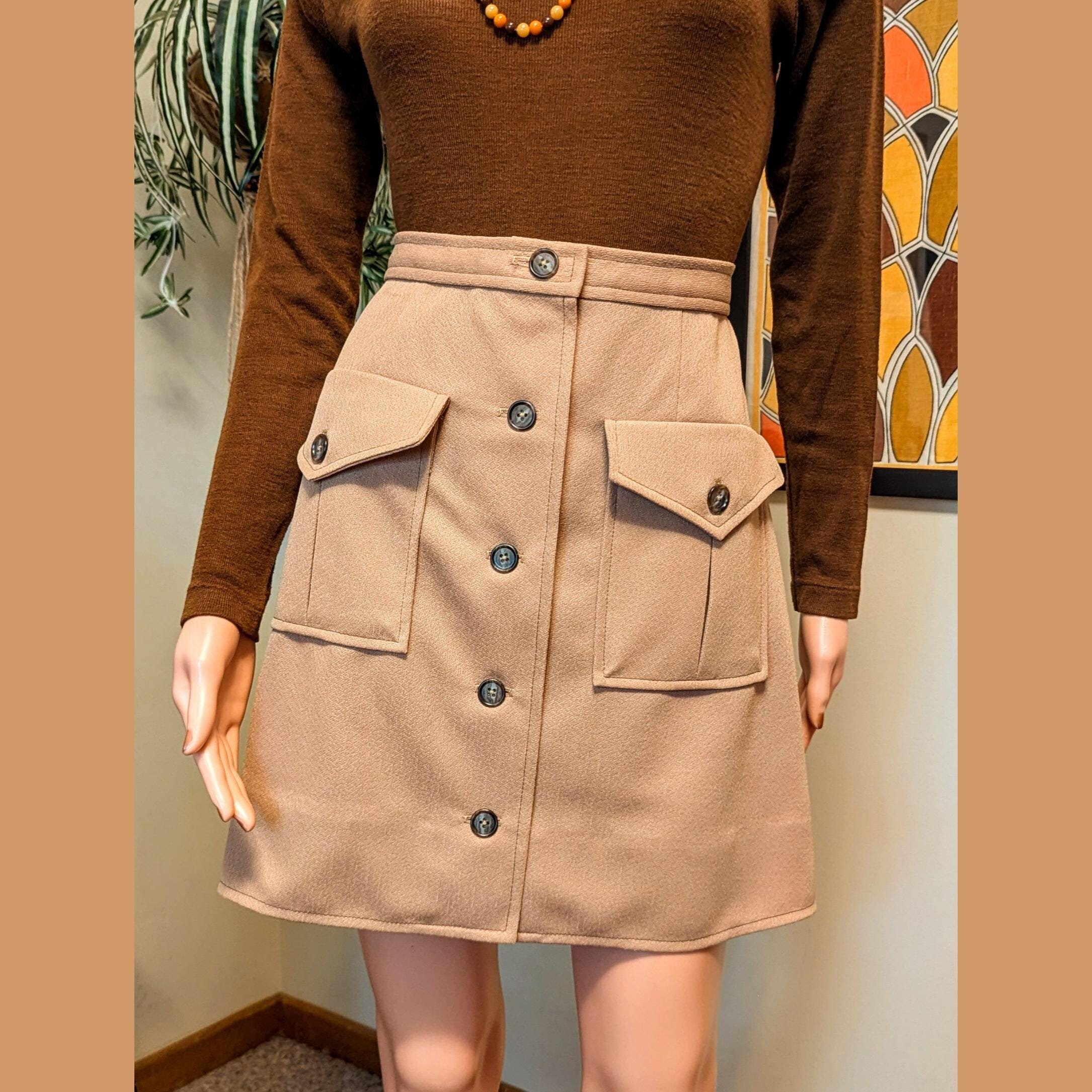 Handmade 1970s Inspired Tan A-line Cargo Style Button Mini Skirt w/ Pockets / Medium / Vintage Polyester Fabric 60s 70s Khaki Brown Beige