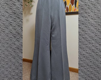 Vintage 1970s Charcoal Grey Textured Polyester Elastic Waist Bell Bottom Pants