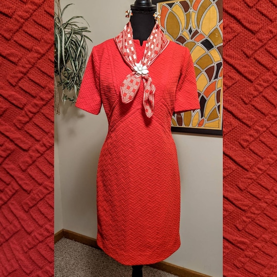 Vintage 1960s Bright Red Textured Polyester Shift… - image 1