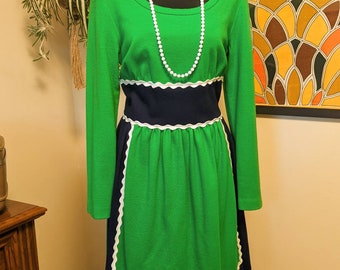 Vintage 1970s Green & Navy Wool Long Sleeve Fit and Flare Dress with Rick Rack Details / 60s 70s Winter