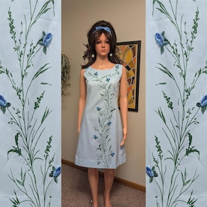 Vintage 1960s Blue Embroidered Rose Bud Graphic Screen Print Shift Dress / 60s 70s Cotton Spring Summer Floral