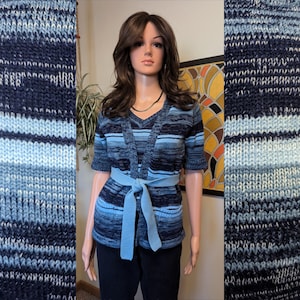 Vintage 1970s Blue Space Dye Acrylic Knit Short Sleeve V-Neck Faux Twin Set with Belt / 70s Navy Striped Montgomery Ward Pullover Sweater
