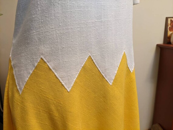 Vintage 1980s Yellow & White Linen Zig-Zag Midi d… - image 4