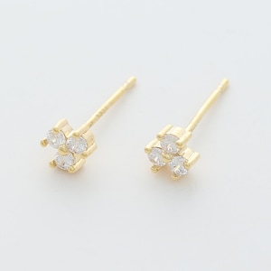 Everyday Minimalist Cubic Zirconia Stud Earrings