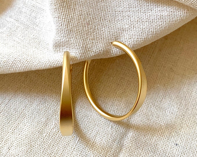 25mm 35mm | Aeolus Matte Gold Hypoallergenic Everyday Hoop Earrings