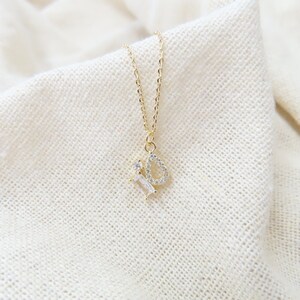 Multi Stone met traanketting