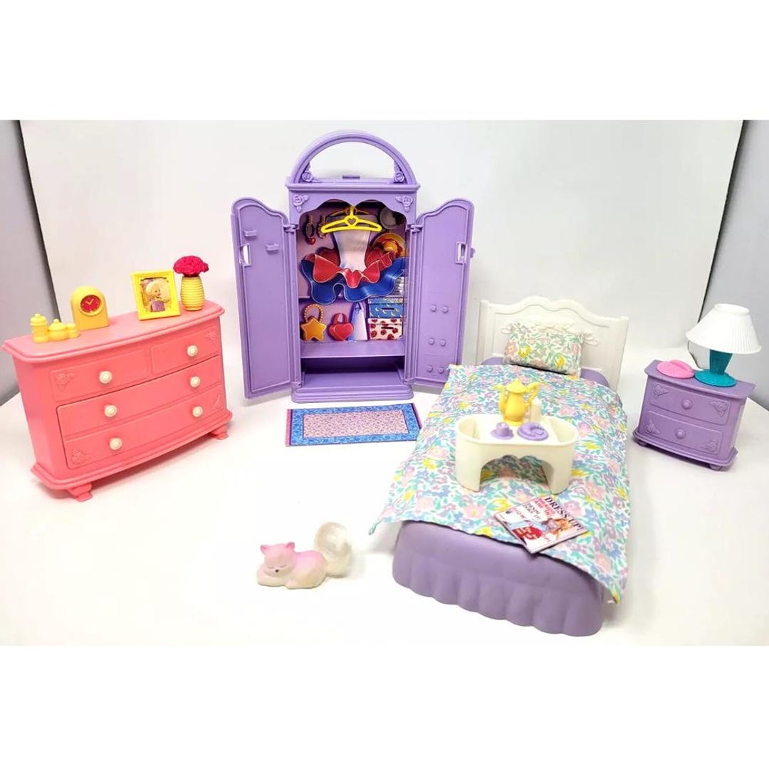 Barbie Vintage 1994 Barbie so Much to Do! Bedroom W/ Cat and