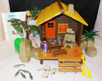 Playmobil 3826 Outdoor Sportsman's Cabin Log Cabin
