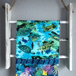 Sea Turtles in the Ocean Standard Pillowcase