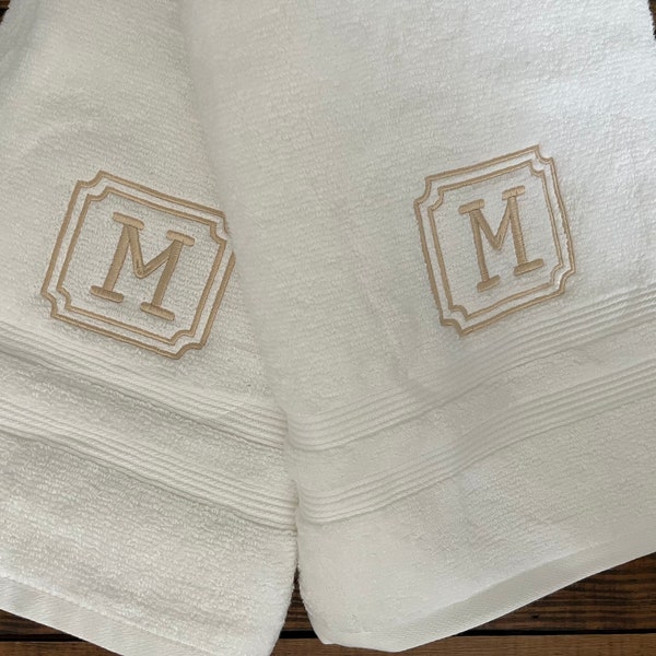 Monogrammed Bath Towels, Personalized Towels,  Monogrammed Towels, Bath Towel Set, Personalized Bath Towels, Monogrammed Towels