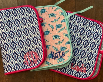 Protector de traje de baño de neopreno con monograma: tapete de piscina personalizado