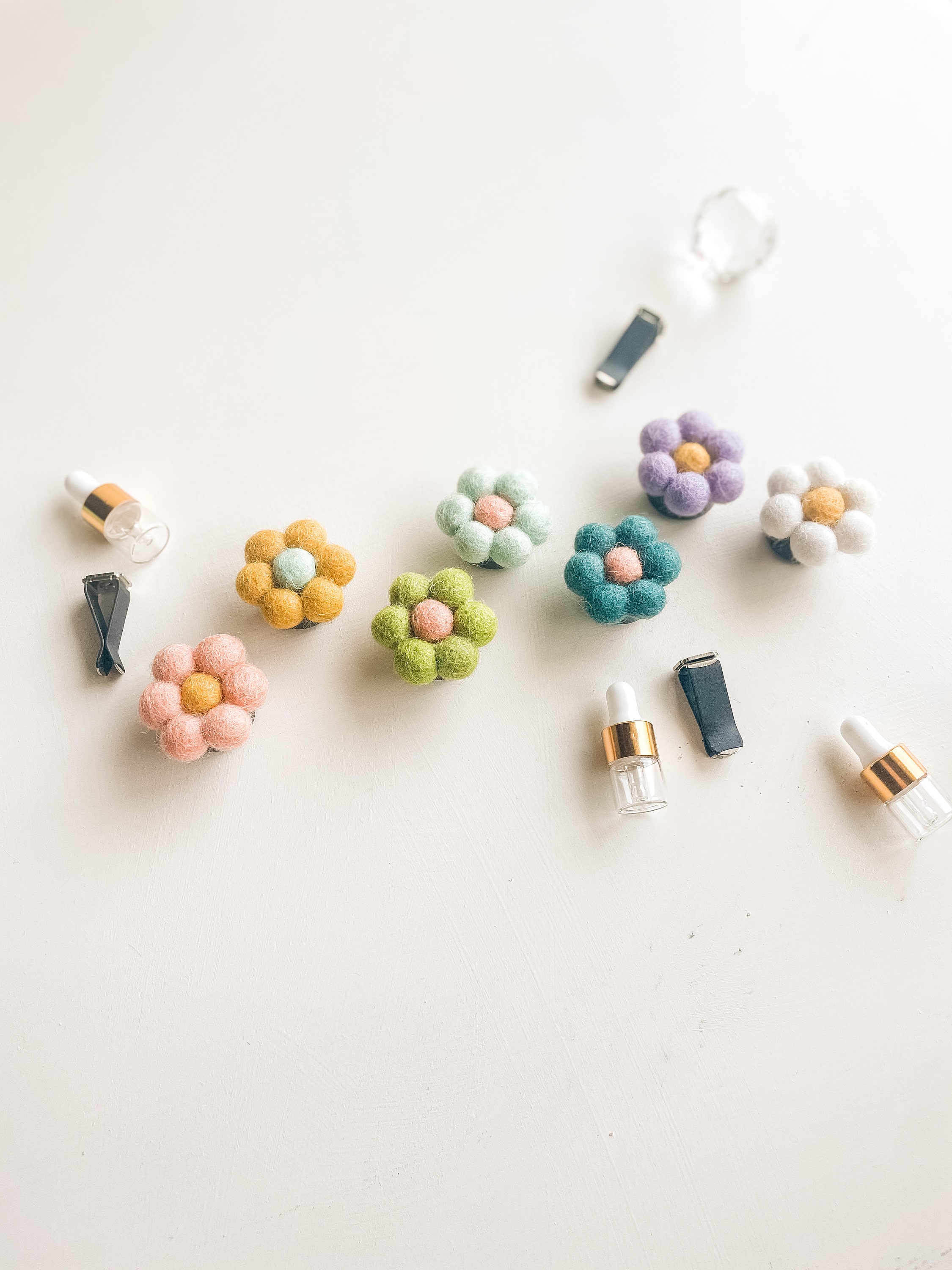 Daisy Car Air Freshener | Daisy Vent Clip | Car Oil Diffuser | Car Accessory | Boho Car Accessories | Essential Oil Car Diffuser | Vent Clip