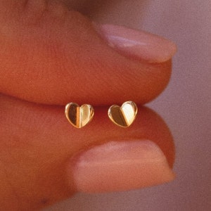 9K Yellow Gold Heart Stud Earrings, Small Gold Heart Earrings,Heart Shape Earrings, Heart Studs, Small Gold Earrings, Dainty Studs