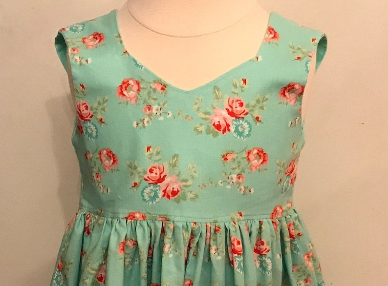 Green rose dress sz 3t ready to ship with FREE SHIPPING
