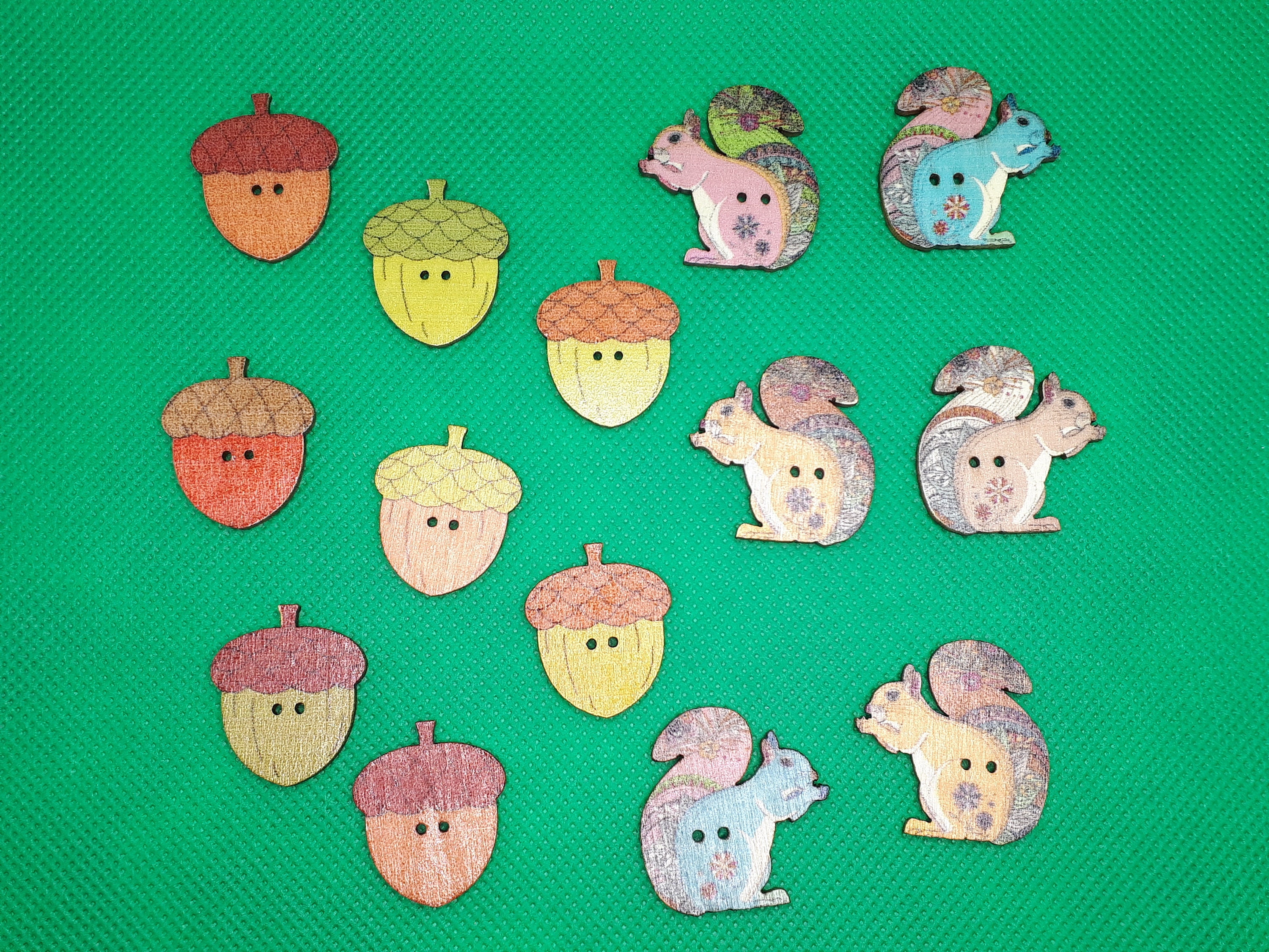 Skyzone 300 Stück Holzknöpfe Set - 3 Größen Bunt Gemischt Für DIY & Nähen