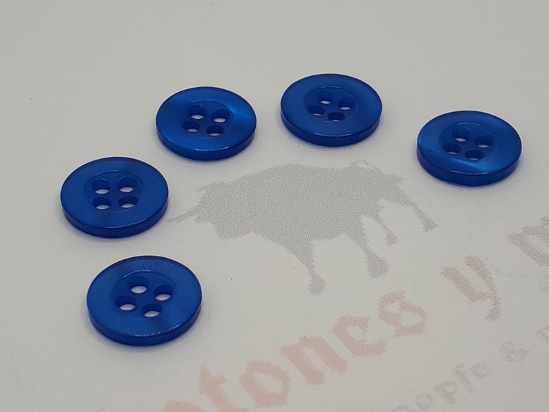 Bouton résine rond 11 mm 4 trous couture artisanale boutons différentes couleurs blau