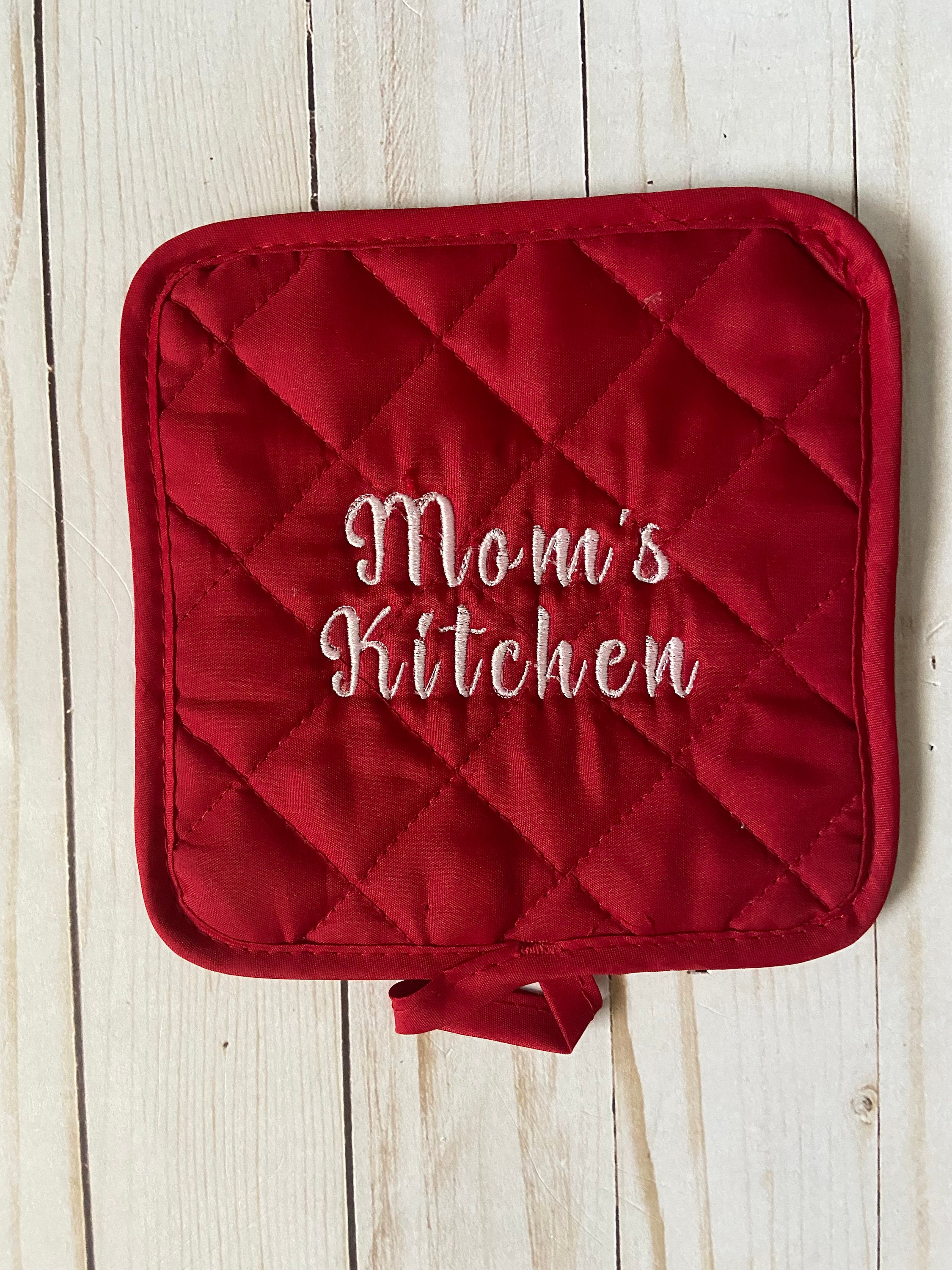Personalized Embroidered Kitchen Set. Mix and Match Pot Holder Towels