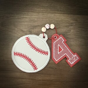Benutzerdefinierte Sporttasche Tag Bogg Tasche Charme Schlüsselanhänger Reißverschluss mit Nummer oder Anfang Fußball Golf Fußball jubeln Baseball Basketball Volley
