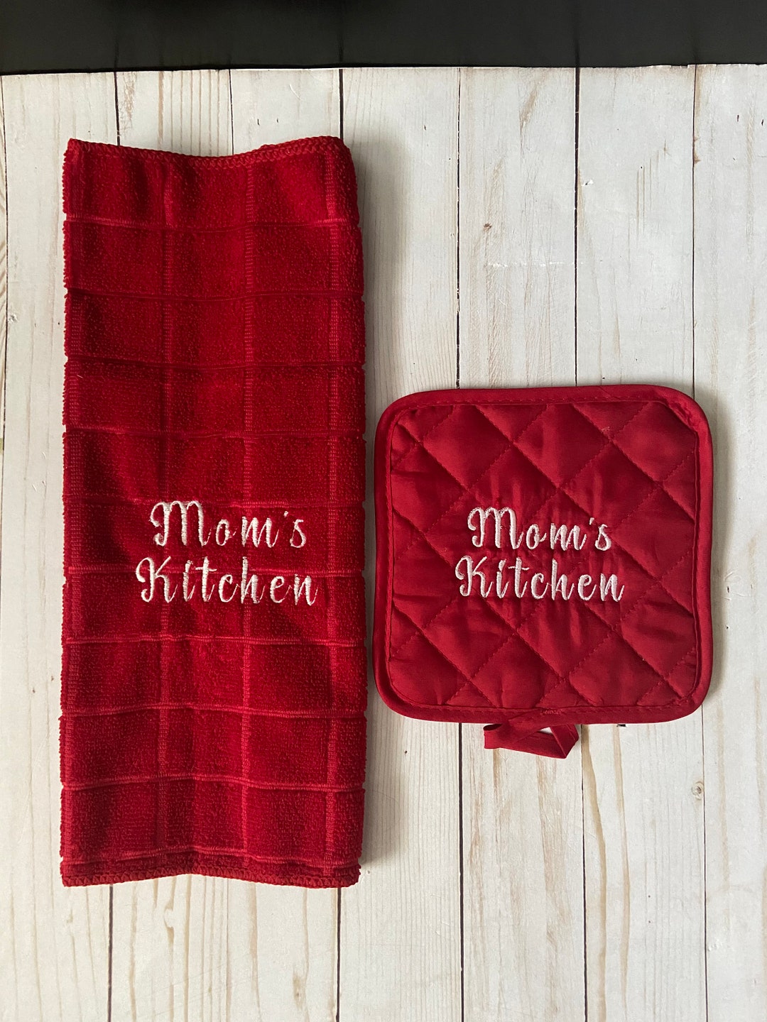 Personalized Embroidered Kitchen Set. Mix and Match Pot Holder Towels