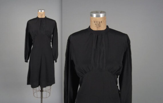 Rare Volup 1930s Dress // 30s Black Silk Rayon Dre