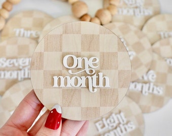 Monthly Milestone Markers, Checkered Monthly discs, baby sign with Checkers, First Year Photo Props, Unique Gift, Monthly Age Markers,