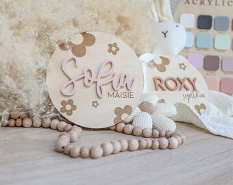Daisy Baby Name Sign: Wooden Flower Announcement
