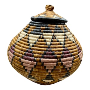 Zulu Traditional Basket with a lid 32cm 12.6&quot;, Ukhamba Lid Basket South African Basket woven Basket Unique African Baskets Home Decor Basket