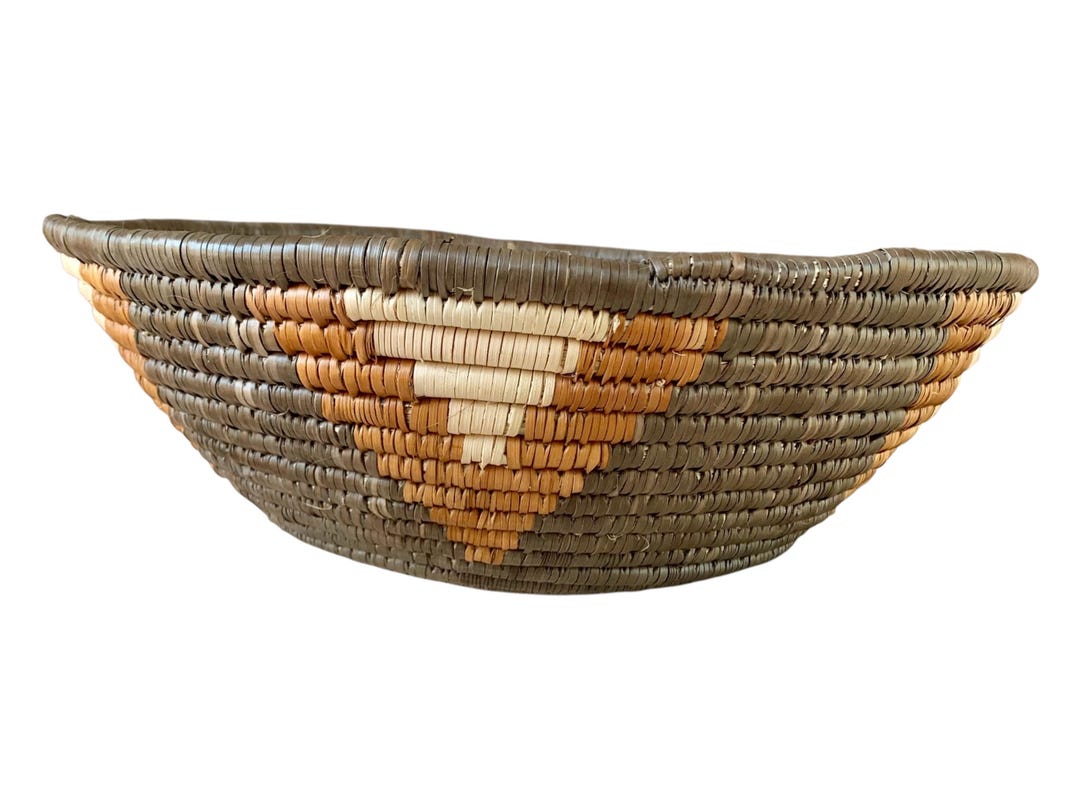 ズールー族の伝統的なオープンバスケット 33 cm 13インチ、南アフリカ