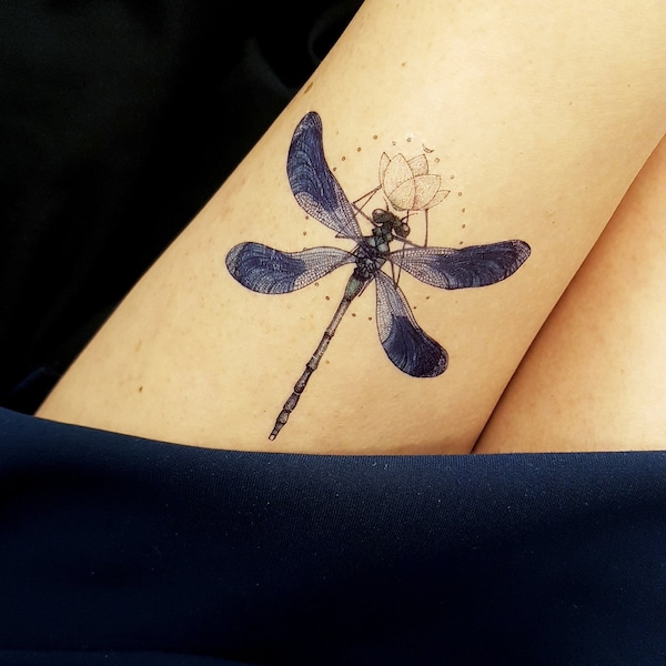 Tatouage LIBELLULE BLEU, tatouage libellule, ailes bleues. tatouage temporaire multicolore, faux tatouage, tatouage insecte, dessin d'artiste, idée cadeau