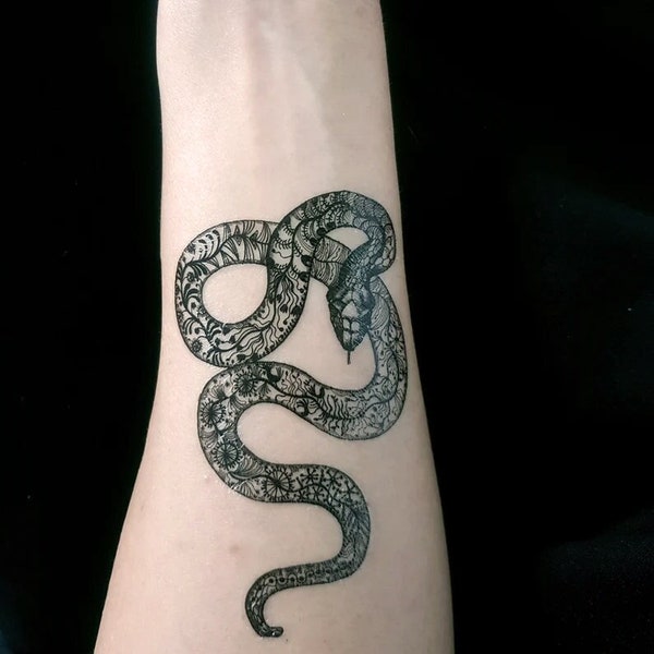 GRASS SNAKE tatouage temporaire, tatouage serpent, tatouage temporaire noir, faux tatouage, tatouage de reptiles, dessin d’artiste, idée cadeau.